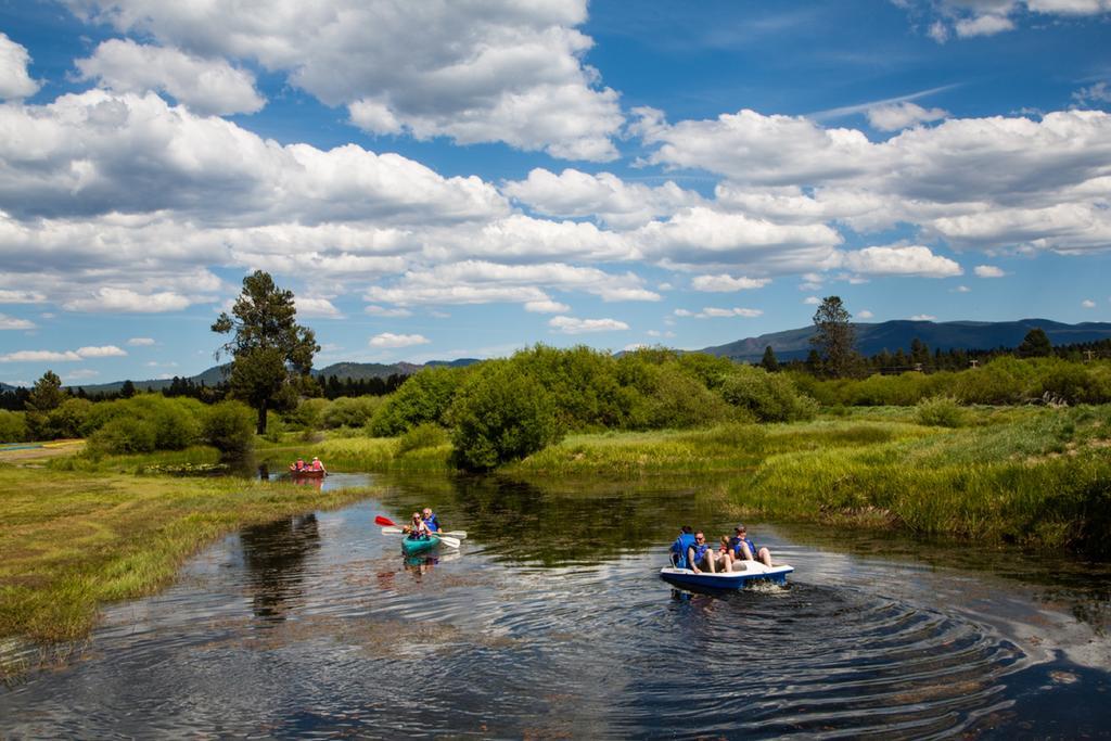 Bend-Sunriver Camping Resort Wheelchair Accessible Yurt 13 Luaran gambar